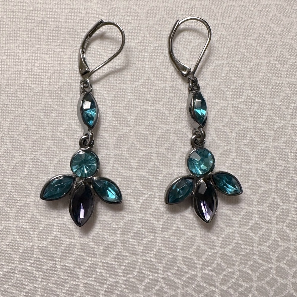 Teal blue dangle earrings - Picture 4 of 5